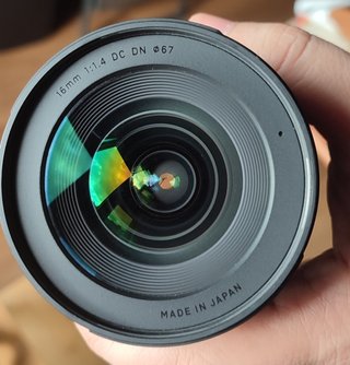 Fujifilm: Sigma 16 mm 1: 1,4.