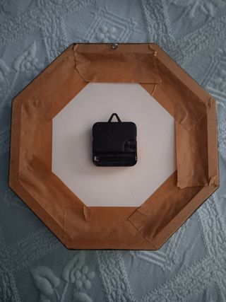 Reloj de punto de cruz