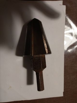 Fresa conica HSS max30/ 35 mmq