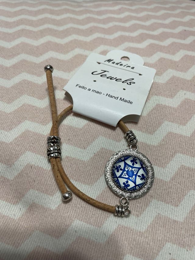 Pulsera hecha a mano Madeira