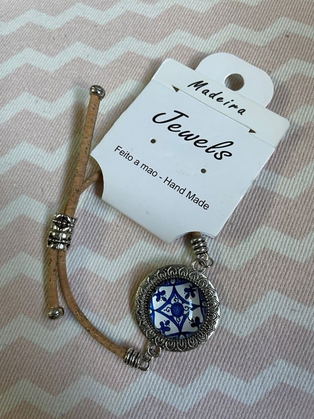 Pulsera hecha a mano Madeira