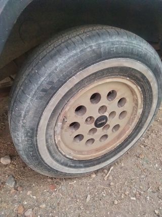 Llantas Jeep Cherokee 