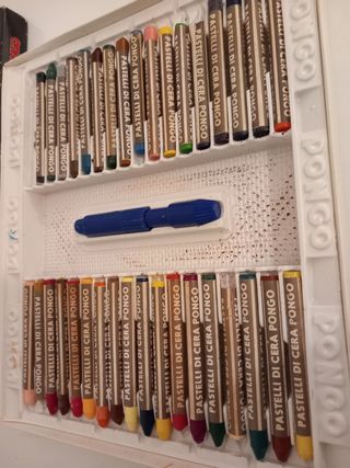 Scatola pastelli a cera Pongo