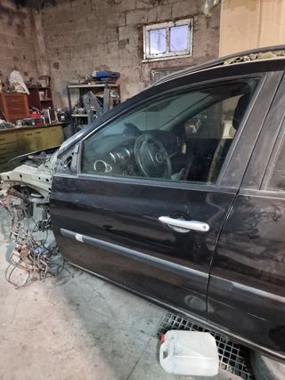 Puerta clio 3