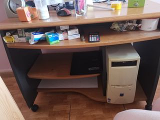 Mesa de ordenador