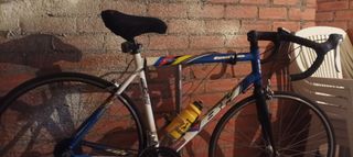 BICICLETA CARRETERA BH