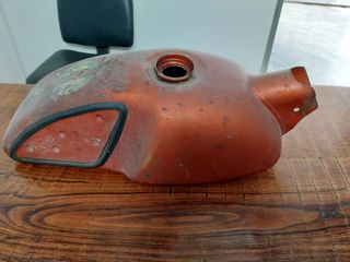 Testi serbatoio motocicletta vintage