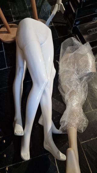 Maniquíes completos expositores