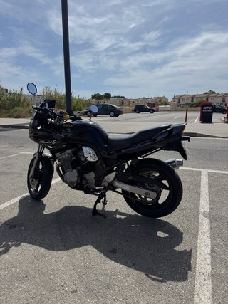 Suzuki Bandit s600