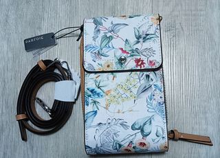 Bolso móvil y cartera