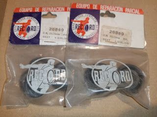 PIEZAS Y RECAMBIOS VARIOS DE CLASICOS SEAT (6)