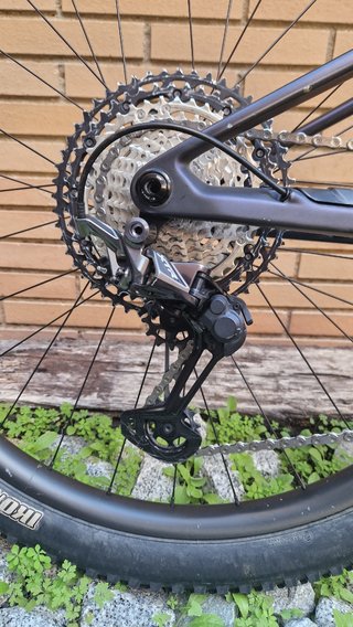 Bicicleta Oiz M-pro 2023 talla M. Carbon raw.