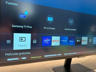 Monitor Samsung Smart TV M5 da 32", Full-HD, 4 ms, 60 Hz