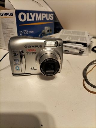 Cámara fotos digital Olympus D-535 zoom