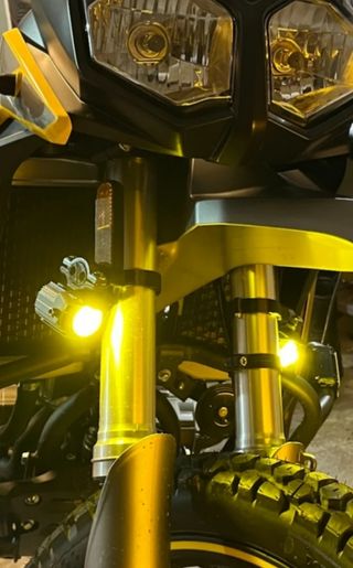 Soporte luz voge 300 rally