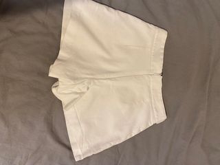 PANTALON CORTO ZARA