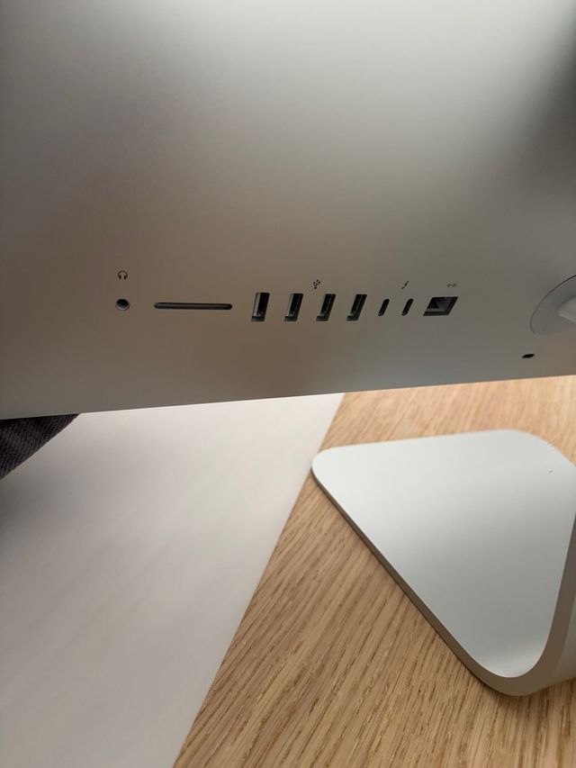 imac apple 21.5” 2019