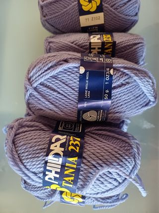 10 gomitoli di pura lana Phildar