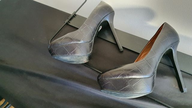 Zapatos mujer tacón negro