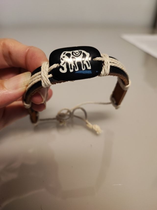 Bracciale portafortuna in cuoio