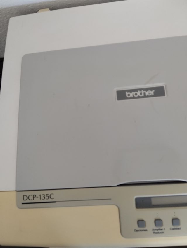 Impressora fotocòpiadora Brother DCP 135