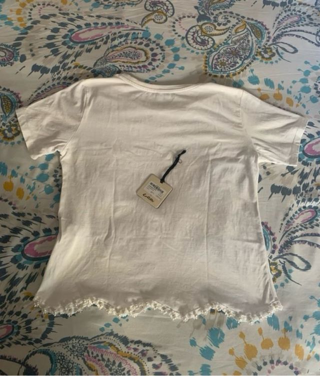 Maglietta bianca con perle