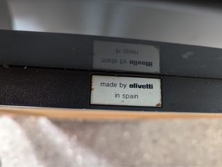 Maquina de escribir antigua 