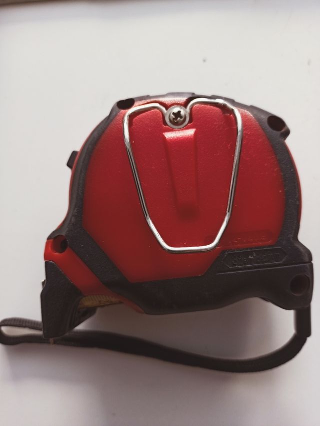 LOS 2 , 10€  UNO DE 10 M Y OTRO DE 8M.