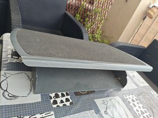 Reposapiés de oficina