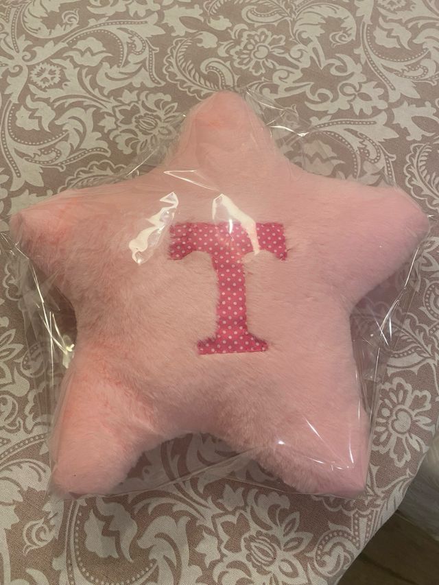 Cojin personalizado con inicial