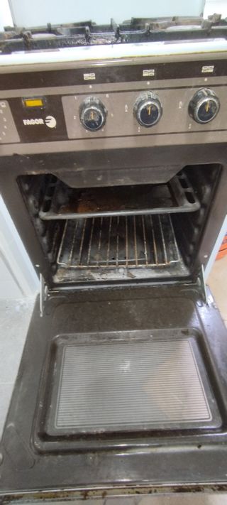 Cocina butano - electrica