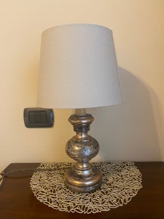 Coppia di comodini in stile barocco