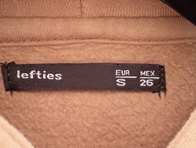 Sudadera marrón con capucha Lefties