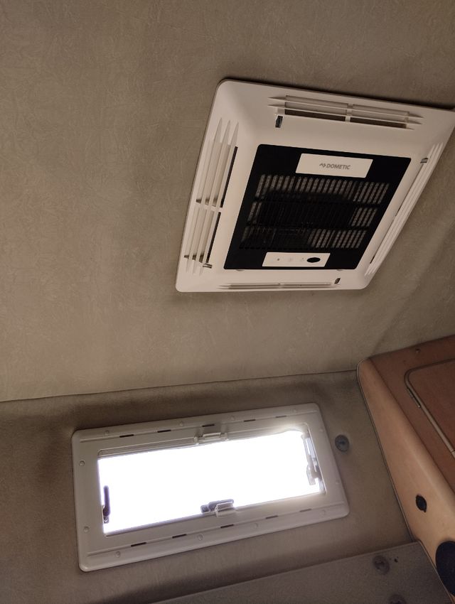 Ford Transit nugget Camper westfalia