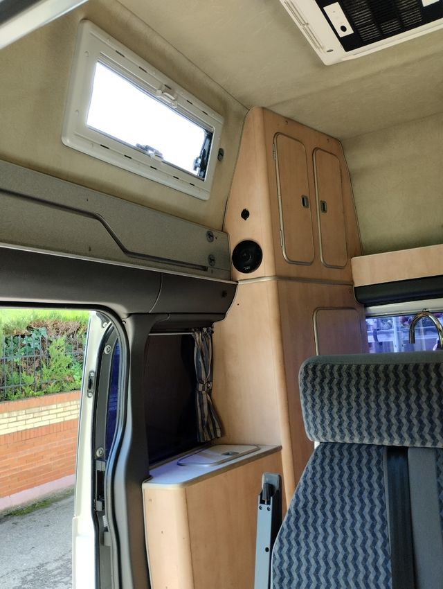 Ford Transit nugget Camper westfalia