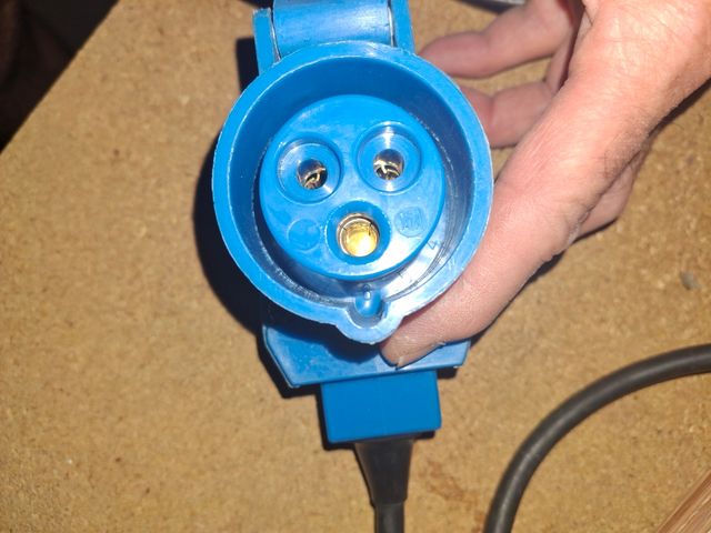 Cable alargó para caravanas