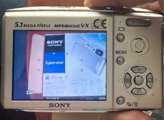 CÁMARA DIGITAL SONY CYBER SHOT DSC T5.