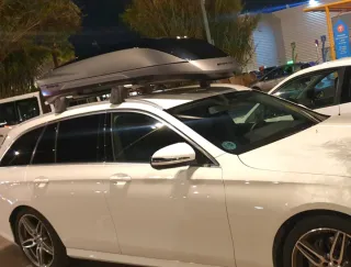 Cofre de techo Mercedes AMG y bacas mercedes benz