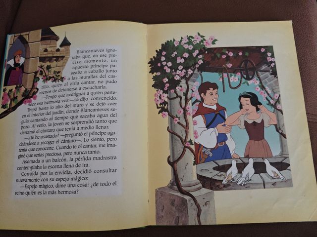 Blanca nieves y los 7 enanitos