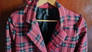 Blusa anydada más blaser a cuadros