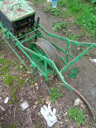 Sembradora de maíz, habas.