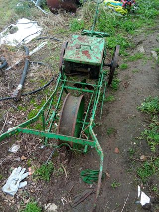 Sembradora de maíz, habas.