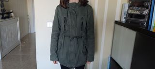 Abrigo Stradivarius talla S