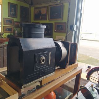 ANTIGÜO PROYECTOR DE PLACAS DE CRISTAL