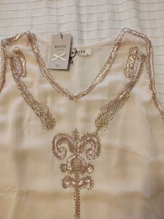 Top bordado lentejuelas 