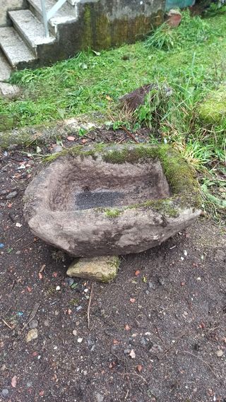 Pilón de piedra 