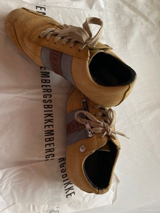 Bambas mudar  color Camel 