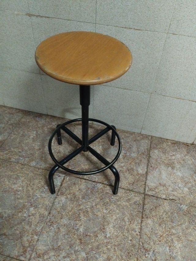 Taburete industrial hierro y madera