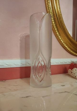 Vaso in vetro con dettagli 