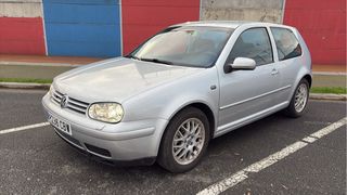 Volkswagen Golf GTI TDI 150cv 6 velocidades